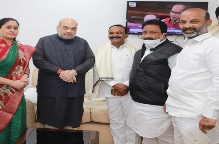 టీఆర్‌ఎ్‌సపై పోరాటం చేయండి.. అమిత్ షా దిశానిర్ధేశం