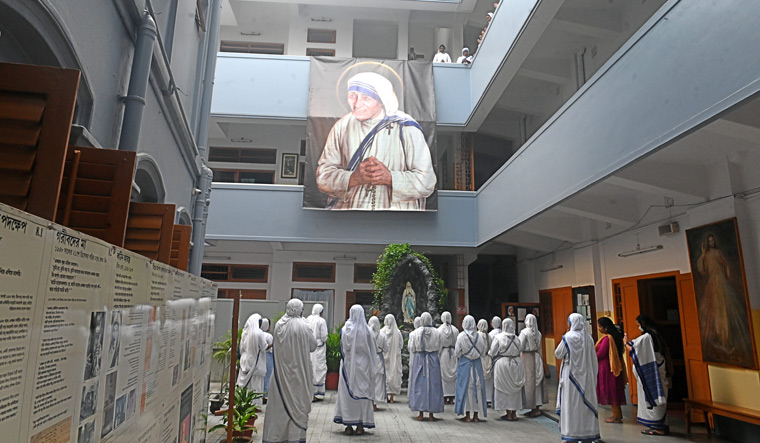 కేంద్రంపై మమతా ఆరోపణలు ఖండించిన మిషనరీస్!