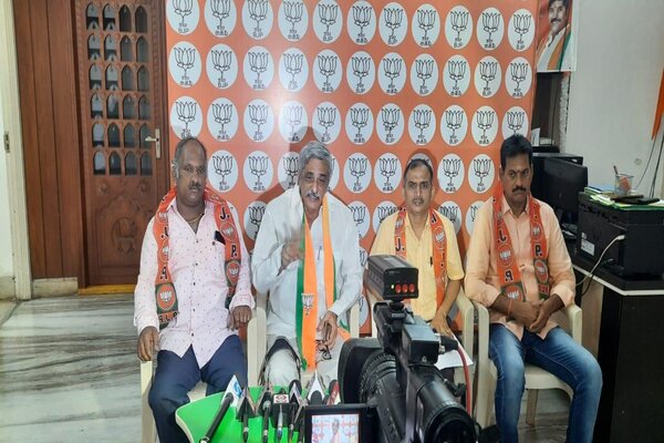 డ్రోన్ల రాకతో భారీగా తగ్గనున్న వ్యవసాయ ఖర్చులు