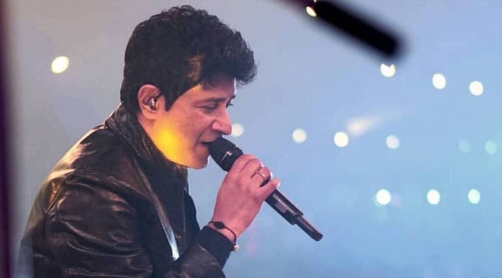 ప్రముఖ సింగర్ కేకే హఠాన్మరణం ప్రముఖ సింగర్ కేకే హఠాన్మరణం