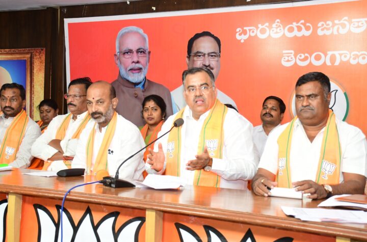 జూబ్లిహిల్స్ కేసును సీబీఐకి అప్పగించాల్సిందే
