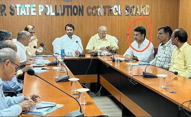 లాలూ కుటుంబంతో నితీష్ కు తలనొప్పి… అధికారిక సమావేశంలో బావమరిది!