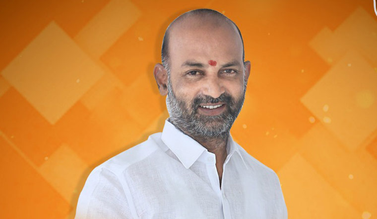కాళేశ్వరం సందర్శిస్తాం.. అనుమతి కోరిన సంజయ్