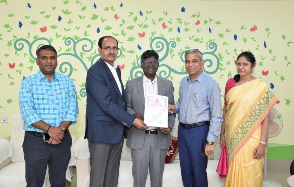 భారత్ గౌరవ్ రైళ్లకు మొదటి సర్వీస్ ప్రొవైడర్‌గా ఐ. ఆర్ .సి. టి. సి