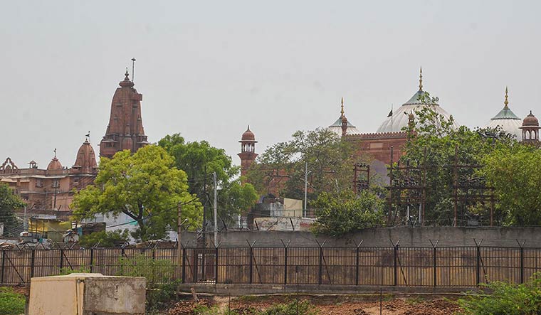 శ్రీకృష్ణ జన్మభూమిలోని షాహీ ఈద్గా మసీదుపై సర్వే
