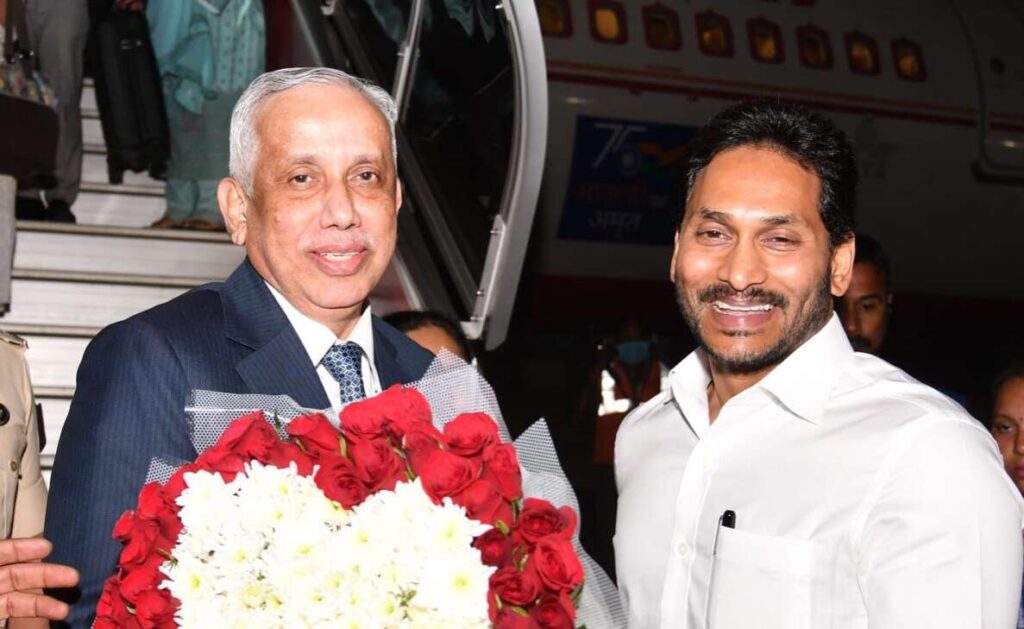 వైఎస్ జగన్ పాలనపై దృష్టి సారించిన గవర్నర్ నజీర్ వైఎస్ జగన్ పాలనపై దృష్టి సారించిన గవర్నర్ నజీర్