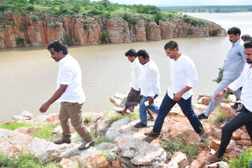 వరికెపూడిశెల ప్రాజెక్టు నిర్మాణానికి వైల్డ్ లైఫ్ అనుమతులు