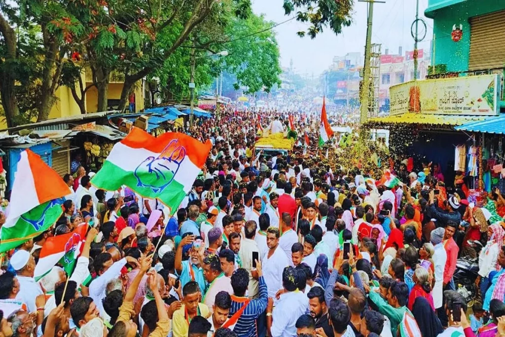 కర్ణాటకలో కాంగ్రెస్ కు పూర్తి మెజారిటీ కర్ణాటకలో కాంగ్రెస్ కు పూర్తి మెజారిటీ