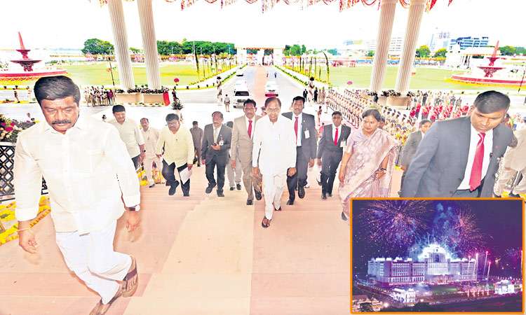 సచివాలయం ప్రారంభోత్సవంలో పట్టించుకోని మంత్రుల ప్రోటోకాల్