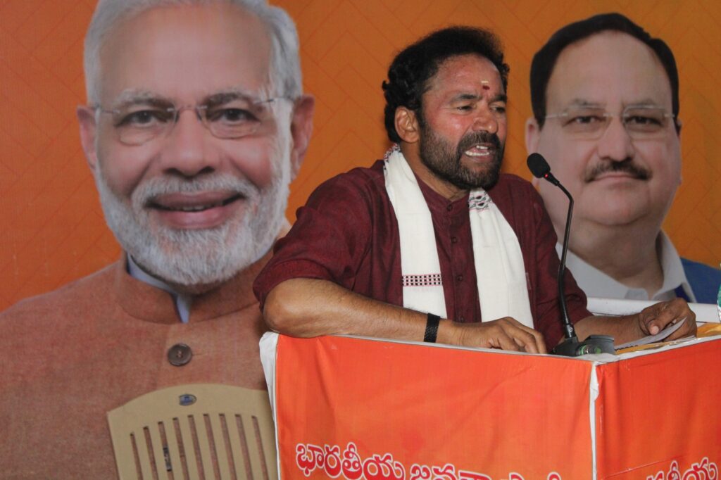 మరోసారి బిఆర్ఎస్ వస్తే తెలంగాణకు తిరోగమనమే మరోసారి బిఆర్ఎస్ వస్తే తెలంగాణకు తిరోగమనమే