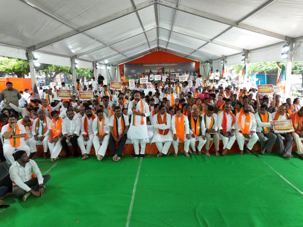 నిరుద్యోగ యువత పట్ల కక్షసాధింపు చర్యలకు ఇక ముగింపు