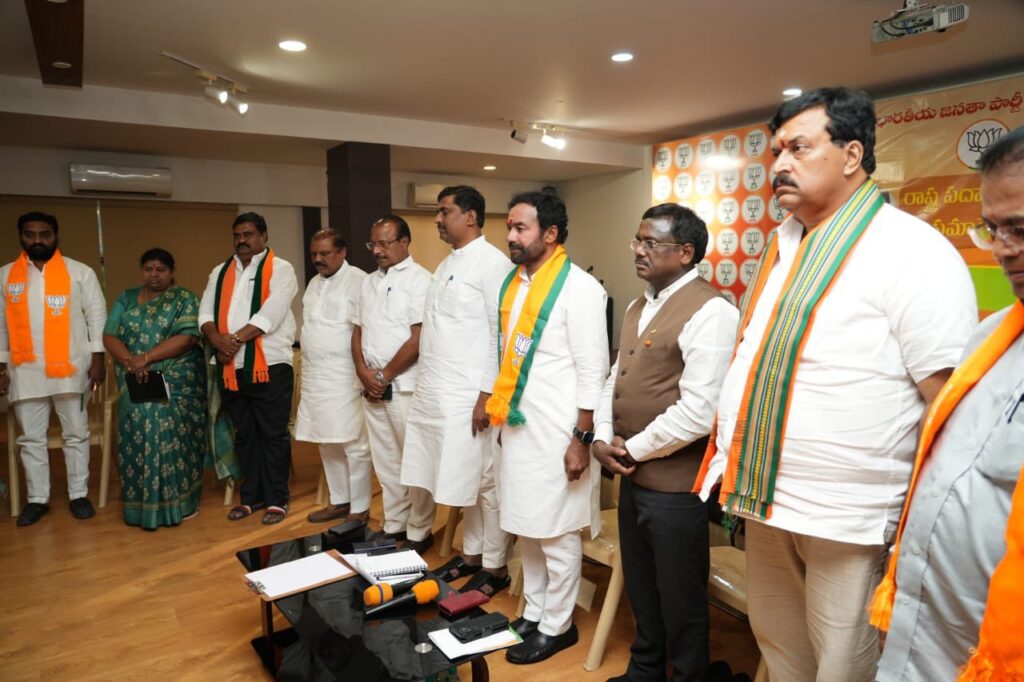 తెలంగాణట్ర వ్యాప్తంగా బీజేపీ 40 బహిరంగ సభలు తెలంగాణట్ర వ్యాప్తంగా బీజేపీ 40 బహిరంగ సభలు