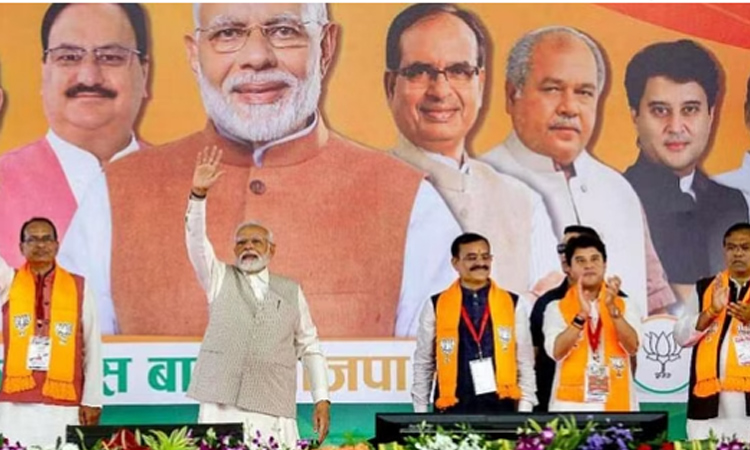 కాంగ్రెస్ ను నడిపిస్తున్న `అర్బన్ నక్సల్స్’