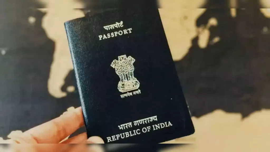 దేశాలకు వలస వెళ్లేవారిలో అగ్రస్థానంలో భారతీయులు