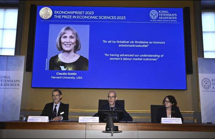అర్థశాస్త్రంలో క్లాడియా గోల్డిన్‌కు నోబెల్ అవార్డు