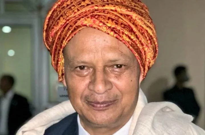 ఇజ్రాయెల్ లో చిక్కుకున్న భారత ఎంపీ కుటుంబం