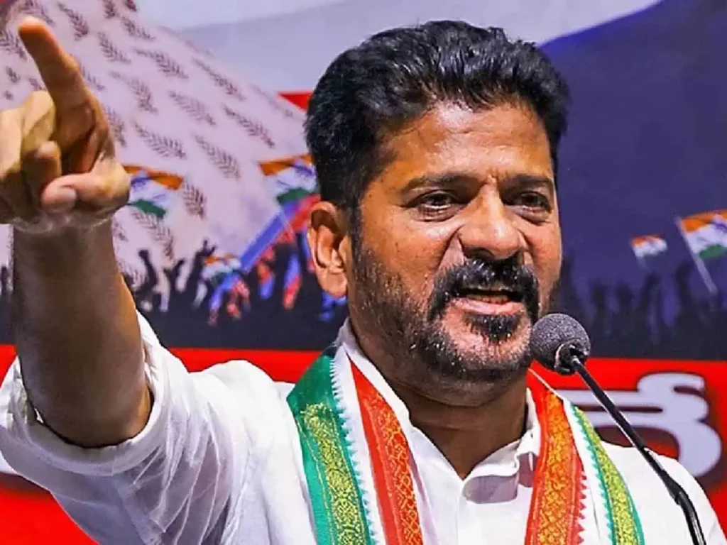 కాంగ్రెస్ ప్రభుత్వం ఏర్పాటులో ప్రతిష్టంభన.. ఢిల్లీకి మారిన దృశ్యం