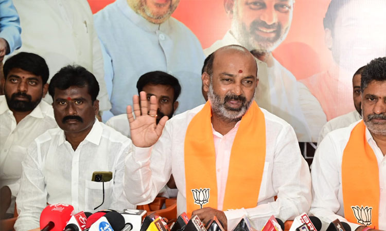 ఆరు హామీలకు తెల్ల కార్డు అర్హత పట్ల సందేహం