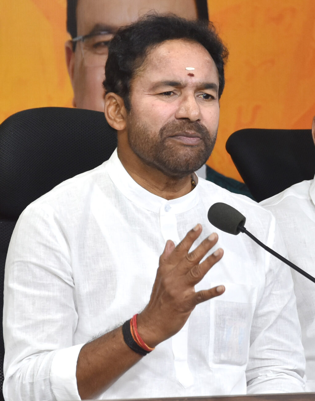 రైతు భరోసాకు దరఖాస్తులు ఎందుకు?