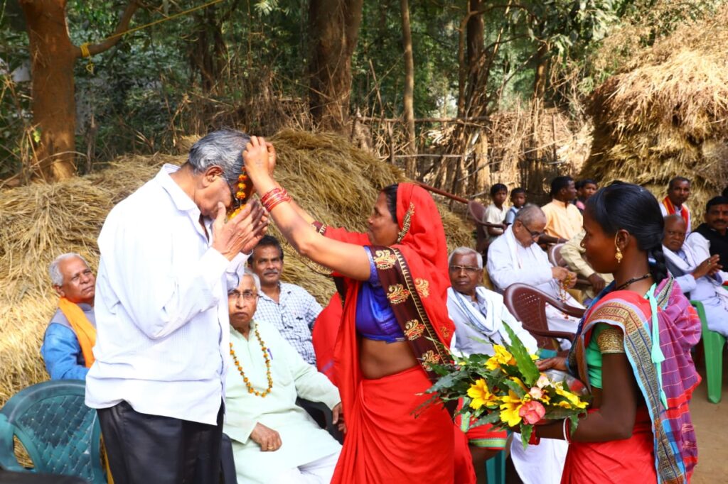 తూర్పు కనుమలలో గిరిజన సాంస్కృతిక యాత్ర తూర్పు కనుమలలో గిరిజన సాంస్కృతిక యాత్ర