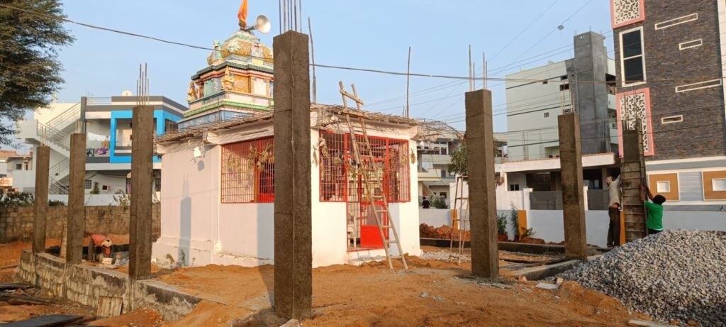 జడ్చర్లలో రామాలయం ప్రహరీ గోడ ధ్వంసం