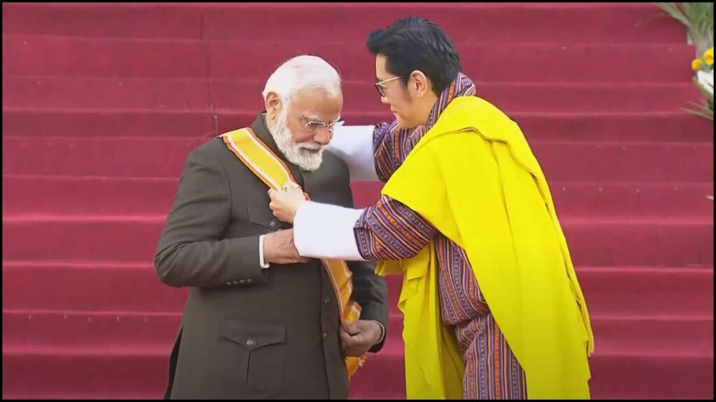 మోదీకి భూటాన్ అత్యున్నత పౌర పురస్కారం ‘డ్రూక్ గ్యాల్పో’ మోదీకి భూటాన్ అత్యున్నత పౌర పురస్కారం ‘డ్రూక్ గ్యాల్పో’