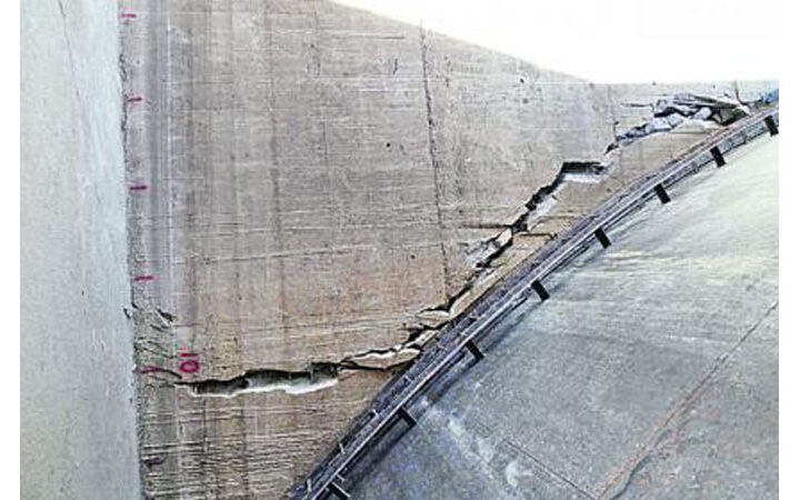 బరాజ్‌ల డిజైన్లను కోరిన కేంద్ర నిపుణులు