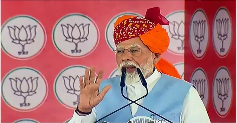బీజేపీ గెలిస్తే దేశం భగ్గుమంటుందని బెదిరిస్తున్న కాంగ్రెస్