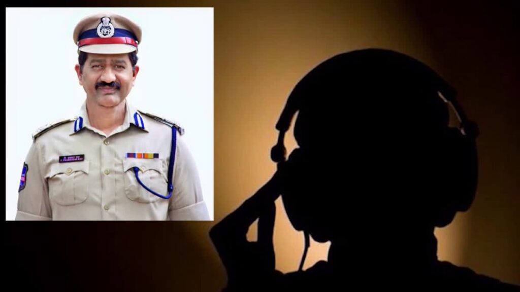ఎస్ఐబీ మాజీ చీఫ్ ప్రభాకర్రావుపై అరెస్ట్ వారెంట్ ఎస్ఐబీ మాజీ చీఫ్ ప్రభాకర్రావుపై అరెస్ట్ వారెంట్