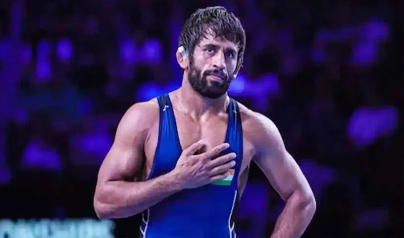 రెజ్లర్ బజరంగ్‌ పూనియాపై సస్పెన్షన్‌ వేటు