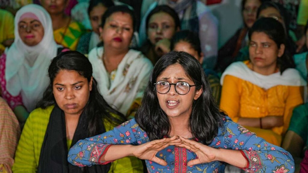 స్వాతి మలివాల్పై దాడి గురించి కేజ్రీవాల్ దాటవేత స్వాతి మలివాల్పై దాడి గురించి కేజ్రీవాల్ దాటవేత