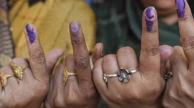 పలుచోట్ల దౌర్జన్యాలకు పాల్పడుతున్న వైఎస్సార్సీపీ మూకలు పలుచోట్ల దౌర్జన్యాలకు పాల్పడుతున్న వైఎస్సార్సీపీ మూకలు