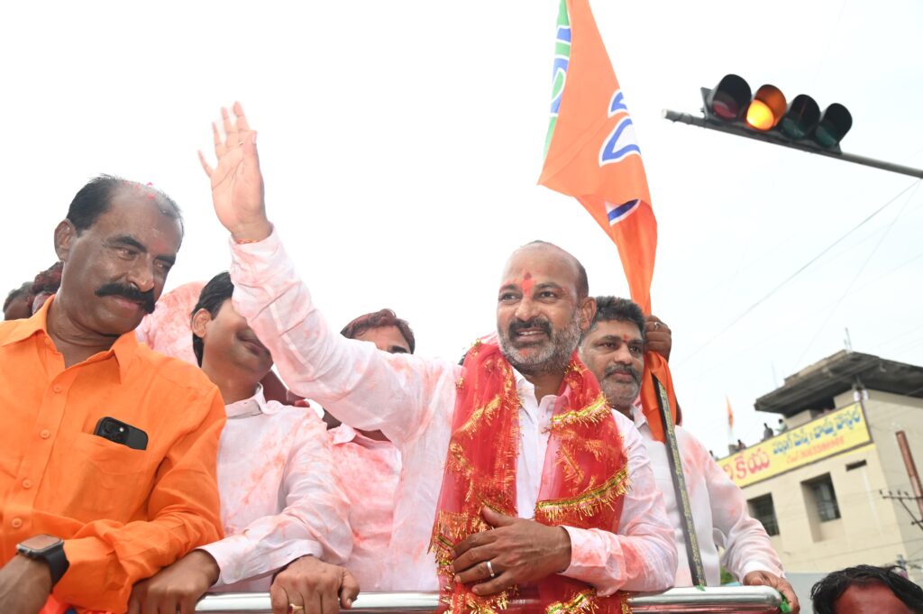 కేసీఆర్ అడ్రస్ గల్లంతైంది