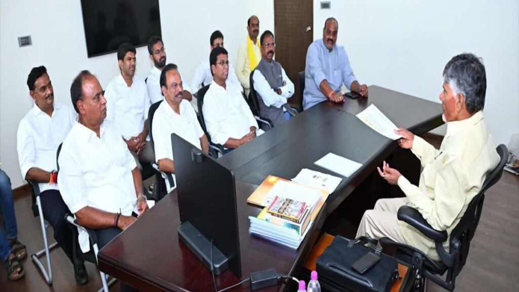 ప్రజలిచ్చిన తీర్పుతో ఆకాశంలో ఎగరొద్దు
