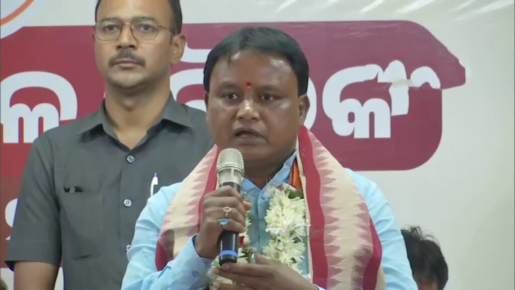 ఒడిశా కొత్త ముఖ్యమంత్రిగా మోహన్ చరణ్ మాఝీ