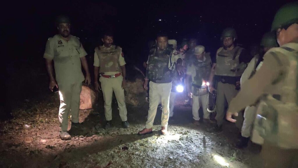 అస్సాంలో ముగ్గురు తీవ్రవాదులు హతం అస్సాంలో ముగ్గురు తీవ్రవాదులు హతం