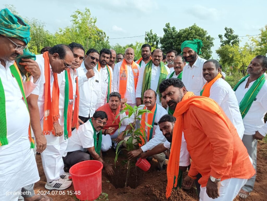 రైతులను మోసం చేస్తున్న రేవంత్ రెడ్డి ప్రభుత్వం