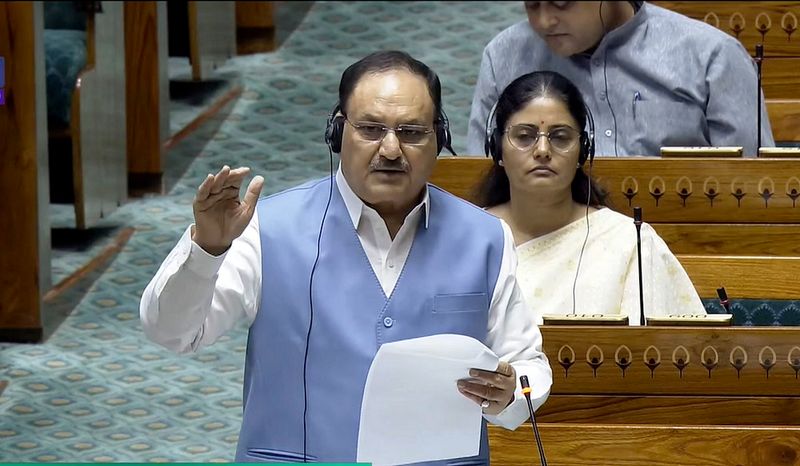 నీట్‌ కన్నా ముందు పీజీ సీట్లను రూ. 13 కోట్లకు అమ్మకం
