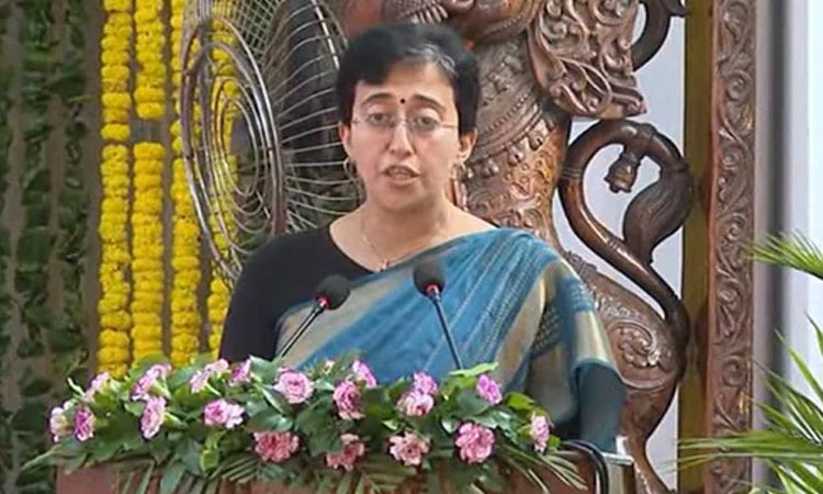 ఢిల్లీ ముఖ్యమంత్రిగా అతిషి ప్రమాణస్వీకారం