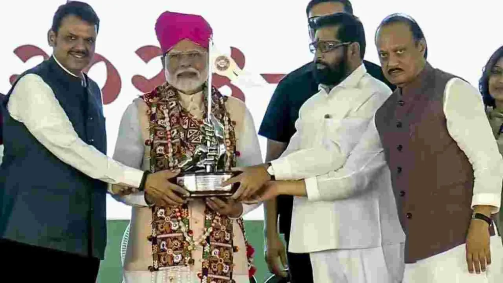 కాంగ్రెస్‌ అర్బన్ నక్సల్స్ నడుపుతున్న పార్టీ