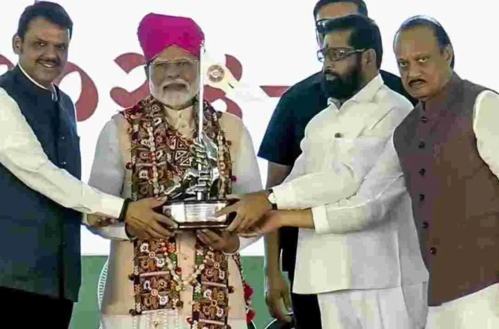 కాంగ్రెస్‌ అర్బన్ నక్సల్స్ నడుపుతున్న పార్టీ
