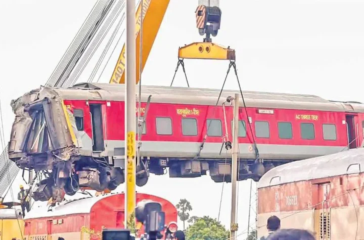 బాలాసోర్‌ను గుర్తు చేసేలా చెన్నై రైలు ప్రమాదం