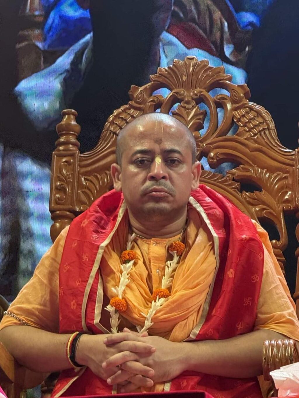 బంగ్లాదేశ్ లో ఇస్కాన్ నేత అరెస్ట్ పట్ల భారత్ తీవ్ర నిరసన బంగ్లాదేశ్ లో ఇస్కాన్ నేత అరెస్ట్ పట్ల భారత్ తీవ్ర నిరసన