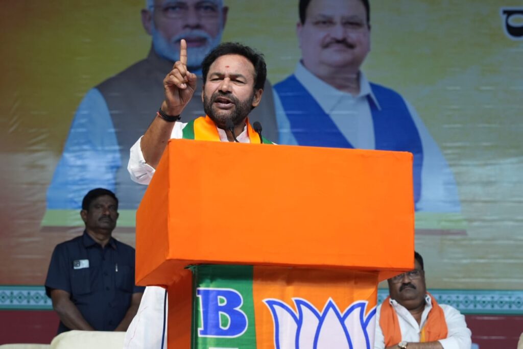 రాష్ట్రాన్ని పూర్తిగా భ్రష్టు పట్టిస్తున్న రేవంత్