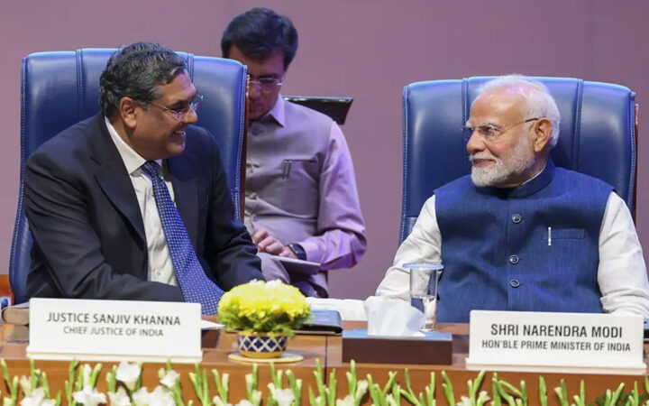 భారత రాజ్యాంగం ప్రజాస్వామిక దీపిక