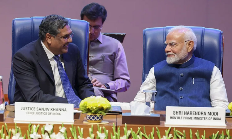 భారత రాజ్యాంగం ప్రజాస్వామిక దీపిక