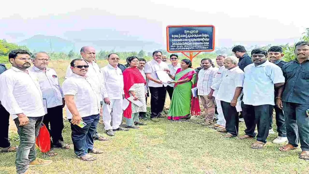 హైకోర్టు తీర్పుతో సింహాచలం ఆలయంకు రూ 650 కోట్ల భూములు