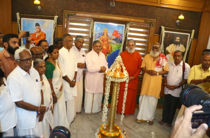 ప్రతి గ్రామం అన్ని రంగాలలో స్వయం సమృద్ధి సాధించాలి