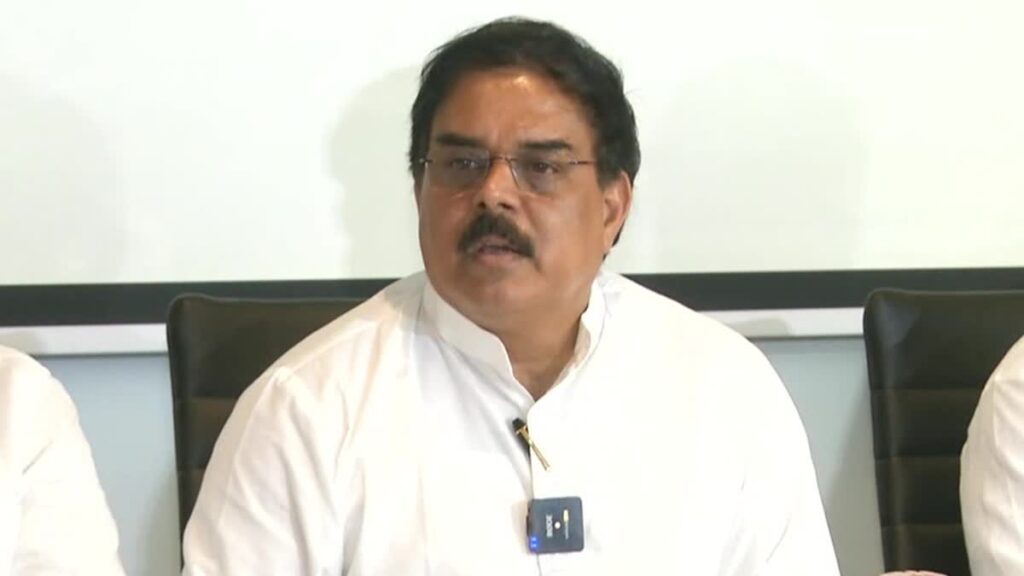 బెదిరించి కాకినాడ పోర్టులో అరబిందోకు 41 శాతం వాటా