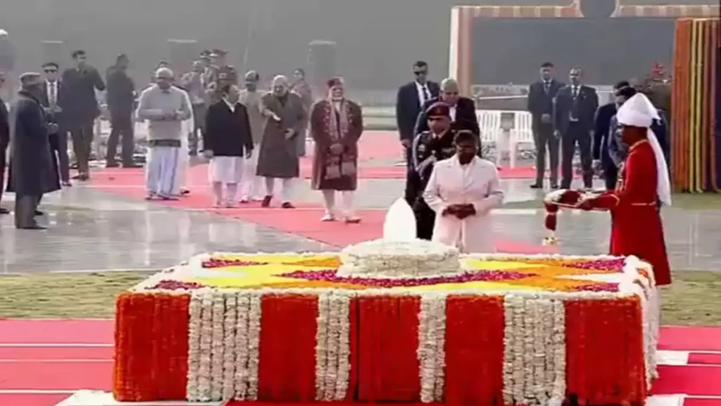 వాజ్​పేయి శతజయంతి సందర్భంగా ముర్ము, మోదీ నివాళులు